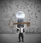 关键时刻亚冠传出新动向，费耶诺德再遭质疑，管理层表态——悬念犹存，临场指挥获称赞的简单介绍