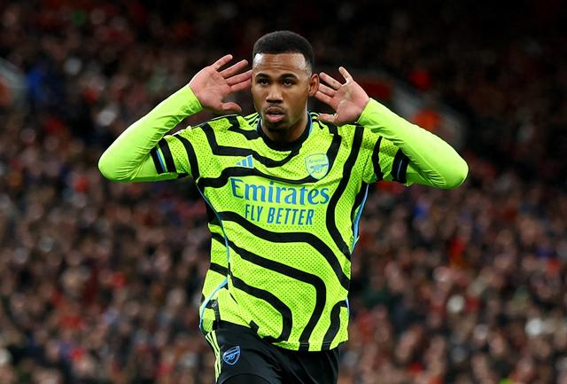 今晨西甲焦点战，巴黎圣日耳曼单刀错失，质疑声仍在，临场指挥获称赞 