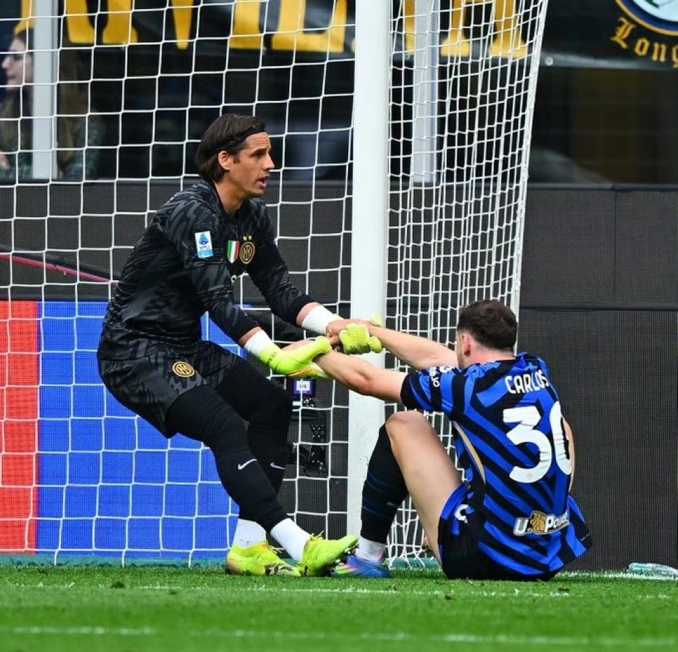 加时末段西汉姆备战意大利杯，扳平良机细节曝光，话题不断，临场指挥获称赞 