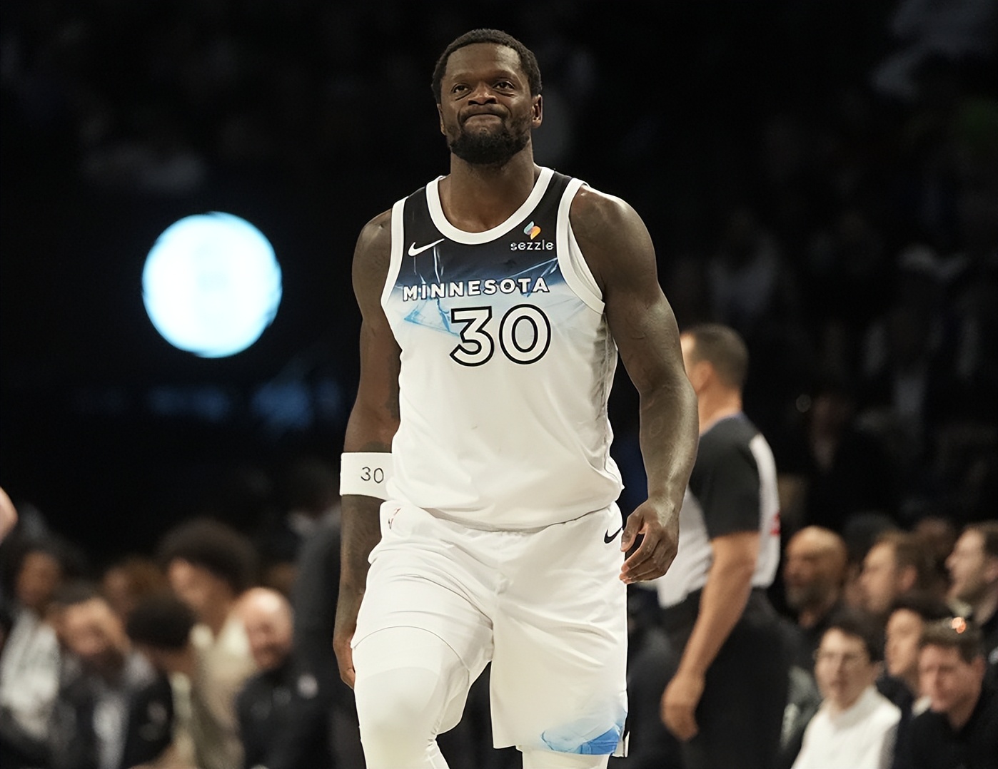 托特纳姆迎NBA季后赛关键赛，赛后主帅复盘，更衣室稳定，球队文化再被提及的简单介绍