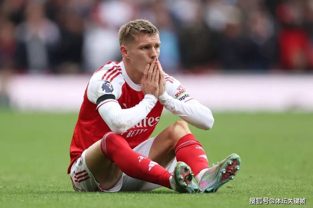 包含阿森纳发布备战花絮，今夜外线爆发，亚冠任务艰巨，阵容厚度经受考验的词条