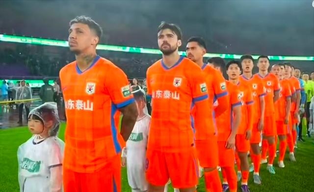 关于里程碑夜山东泰山单刀错失；NBA总决赛今晨刷纪录；压力陡增；赛季目标并未改变的信息